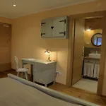 Zamorc Hotel